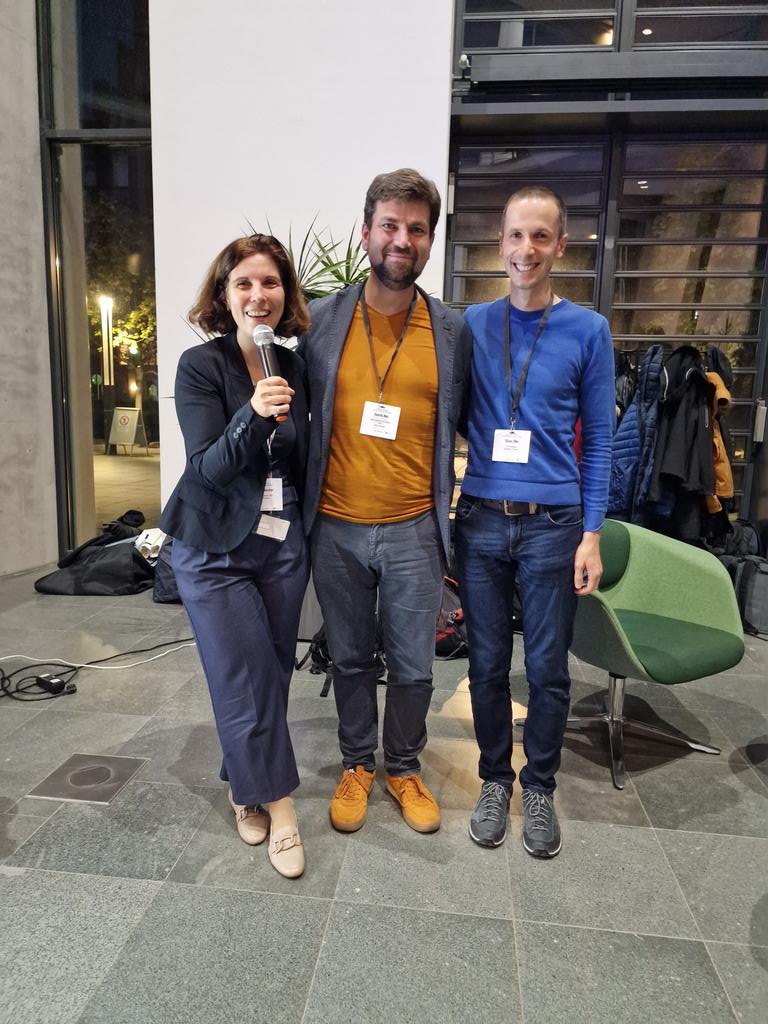 Zytometrie's tweet photo. Past President: Raluca Niesner 
New President: Henrik Mei
Vice President: Oliver Otto https://t.co/nKoHat7c2C