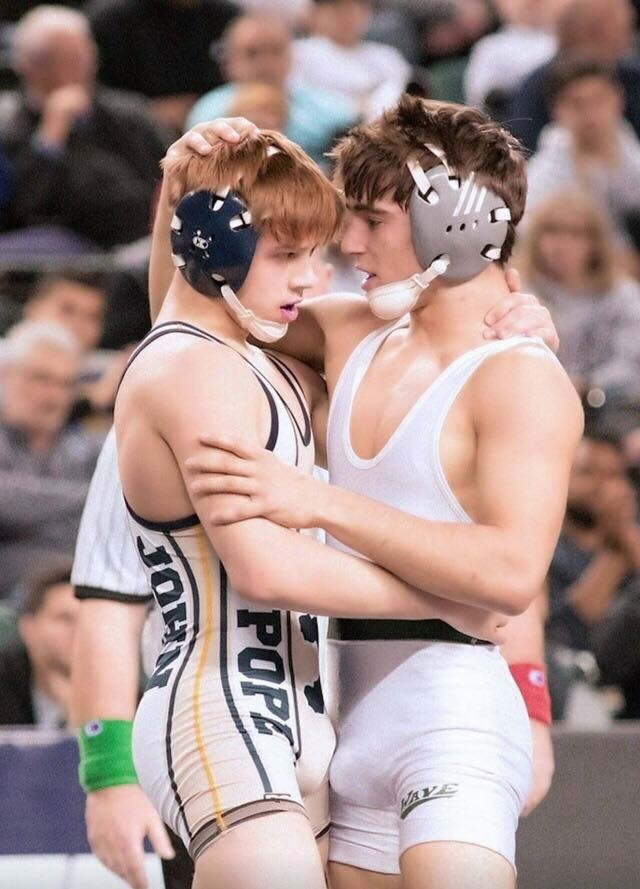 swimjock2's tweet photo. College wrestlers will all be competing in chastity very soon. Especially when they realize the performance gains from it. #chastity #wrestling https://t.co/YzJNZqzEj9