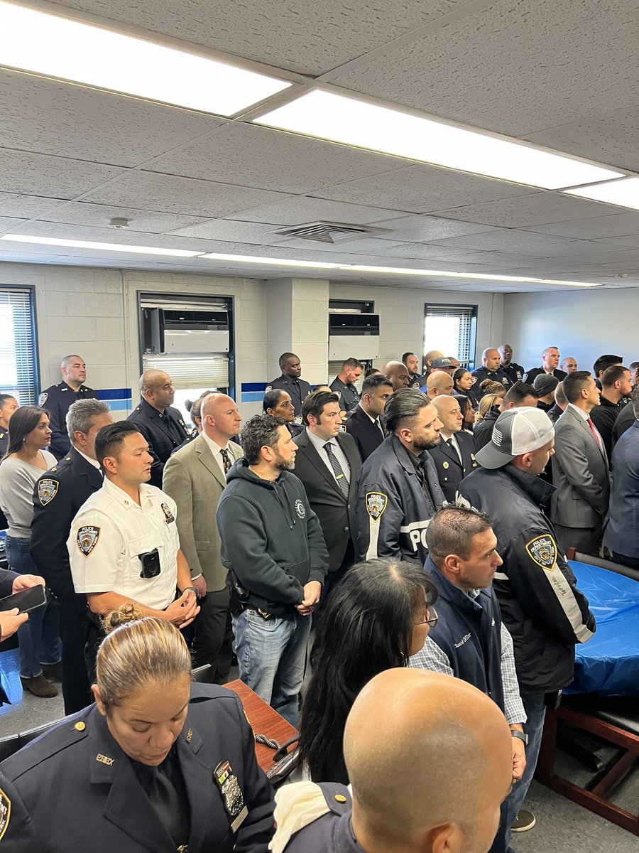 We vow to never forget the sacrifice made by Detective Brian Mulkeen.  We join together to honor Brian and support his family and loved ones now, and forever.  Today, we remember a true hero!  🇺🇸 🙏🏽