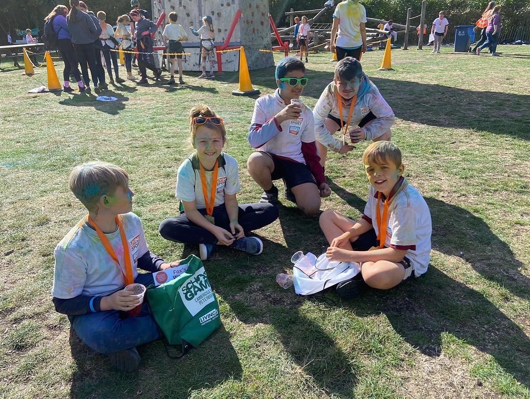 StIvoAcademy's tweet photo. Year 7 and 8 students enjoyed a day out on the Colour Run today in Milton Country Park as part of the HDC sports initiative. Great fun was had by all! https://t.co/cbumhS3XO8