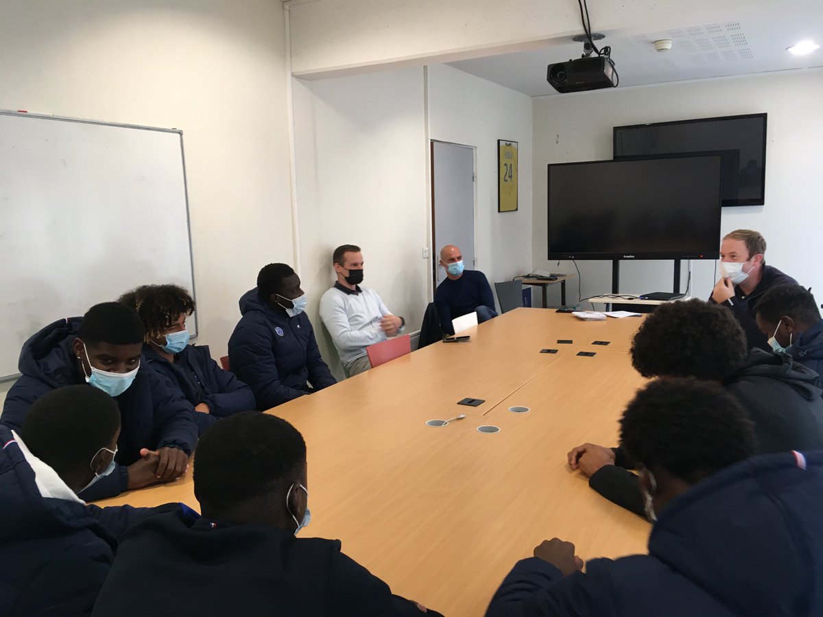 Foot Ensemble tweet media