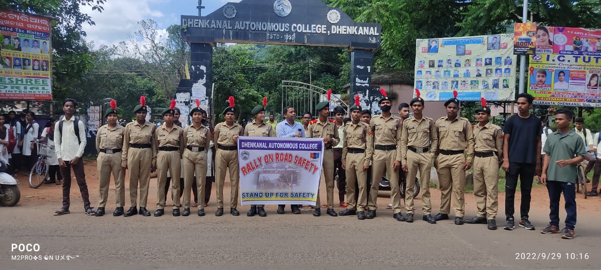 PRAKASH59720563's tweet photo. RALLY ON ROAD SAFETY WITH ESSAY COMPETITION BY NCC UNIT , DHENKANAL AUTONOMOUS COLLEGE, DHENKANAL, ODISHA under 12(O) NCC BN.... JAI HIND https://t.co/XB2dqlGEtu