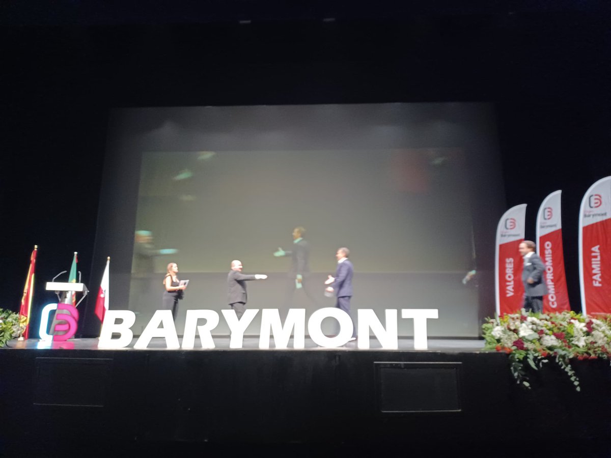 FcCalvin's tweet photo. Gracias @barymont  por permitirnos participar en su 1er Congreso de Educacion Financiera en Santander. @santalucia_seg al lado de la mediación profesional y del Grupo Barymont #conectadoscontig@ #conectadosconbarymont https://t.co/uj4veQTo5O