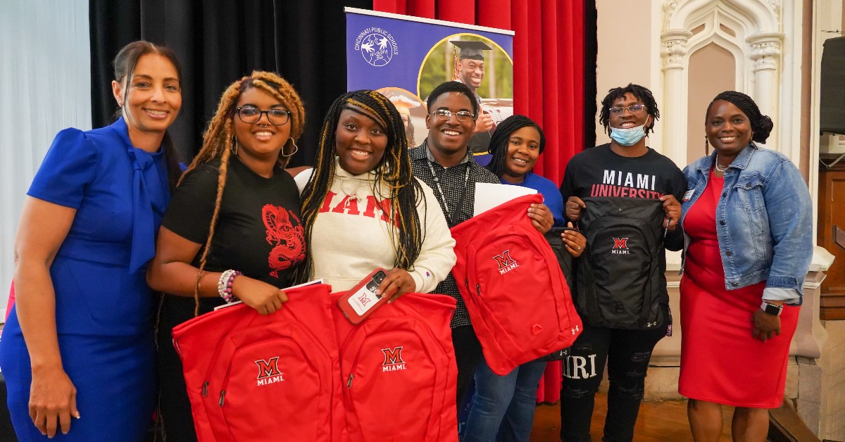 Join CPS and more than 40 colleges for our college fair on Oct. 24! Meet local and national college reps, ROTC, Career Community Resources and AAA Pathways! The first 200 students to register will receive a free beanie! Register for the fair by visiting bit.ly/2022CPSCollege…