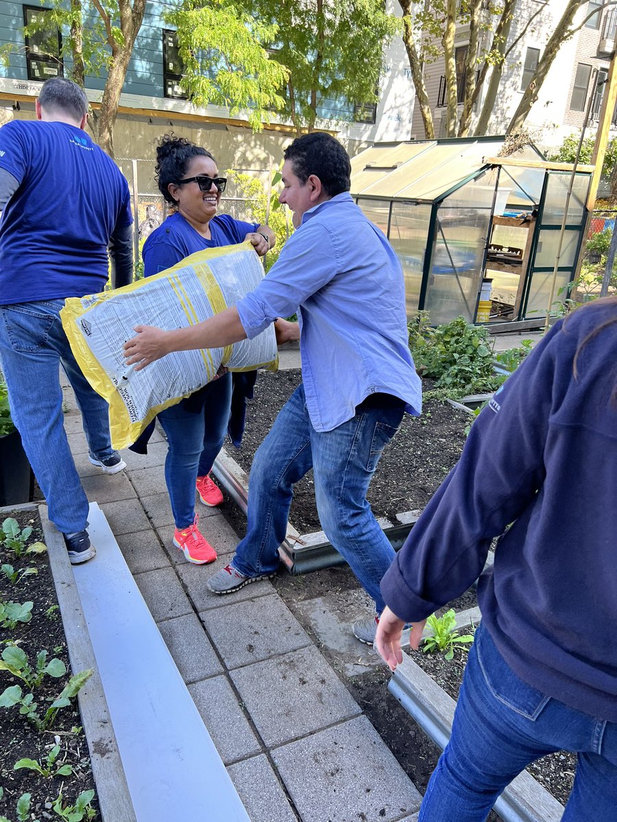 CGWDelishus42's tweet photo. #BCBSMA #ServiceDay2022 @NOAHCDC https://t.co/APUPLQIxeW