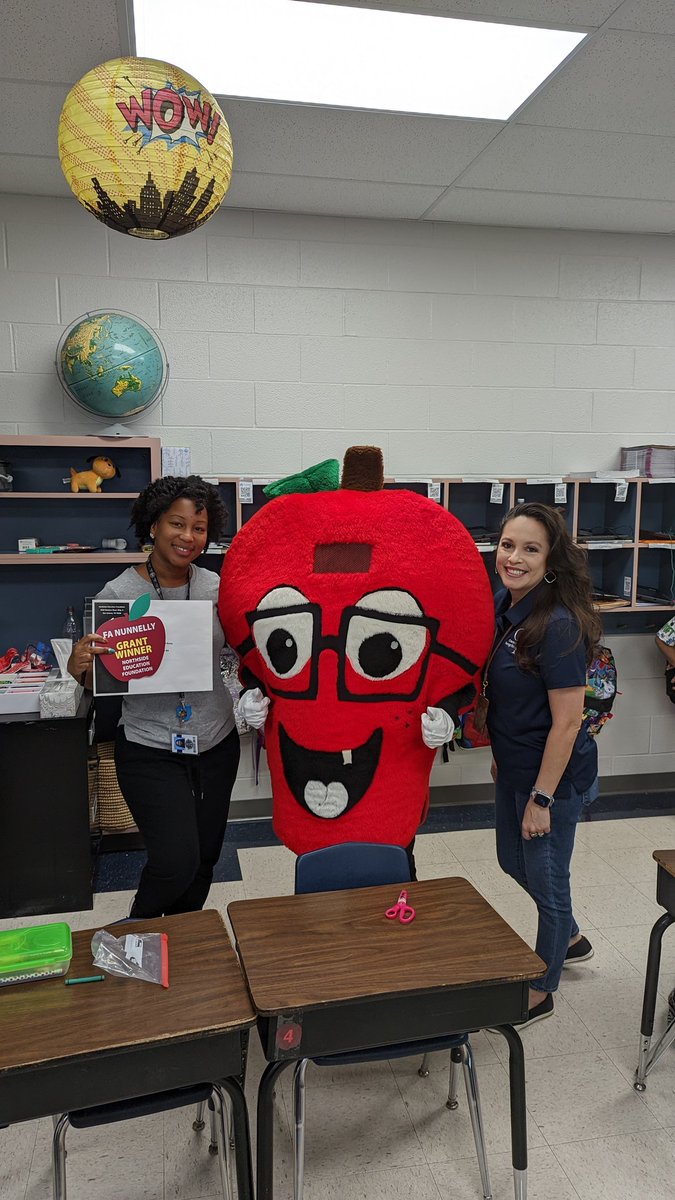 NISDGlass's tweet photo. Congratulations to Ms. Davis on being awarded a grant from @nisdnef !!! #GlassIgnited #NISDIgnited https://t.co/AGcE5pWcTl