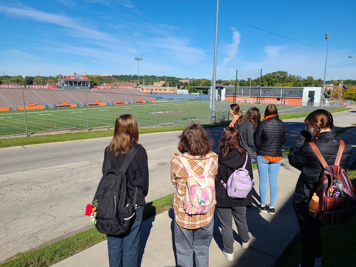 . <a href="/MCHS156/">McHenry</a> students touring <a href="/carrollu/">Carroll University</a>!! Great students, great experience, great opportunities!!!

Thanks <a href="/Ms_Bacigalupo/">Nicole Bacigalupo</a> &amp; <a href="/MrsCarlaFlores/">Mrs. Flores</a> for chaperoning!!