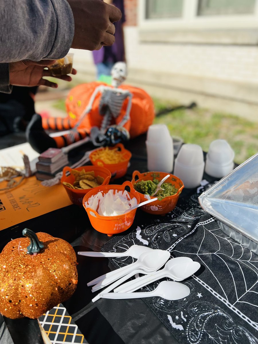 It’s that time of year!!! 18th annual <a href="/RCA_WARRIORS/">Richards Career Academy</a> Culinary Arts Chili Cook Off!! 😍The competition this year is fierce, with a strong field of teams 😋<a href="/ChiPubSchools/">CPS - Chicago Public Schools</a> <a href="/CPSNetwork16/">CPS Network 16</a> <a href="/CPSCareerReady/">CPSCollege&Career</a>