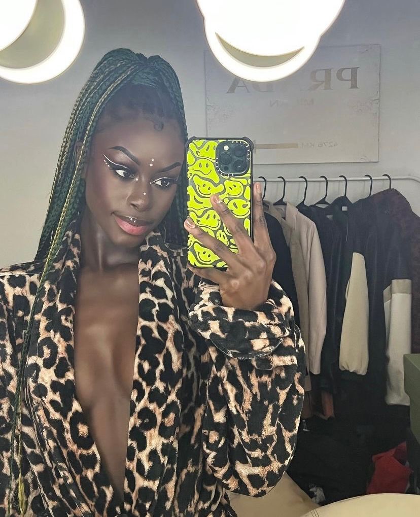 nubraasil's tweet photo. DIARRA!  Em sua entrevista para a Hollywire, Diarra informou que está trabalhando em diferentes projetos musicais com diversos produtores, criando música e com projetos de moda! https://t.co/8jjXvFVazi