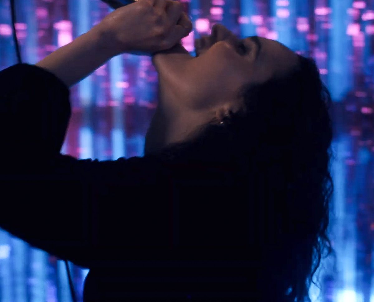 bronwyn in the season 2 trailer.