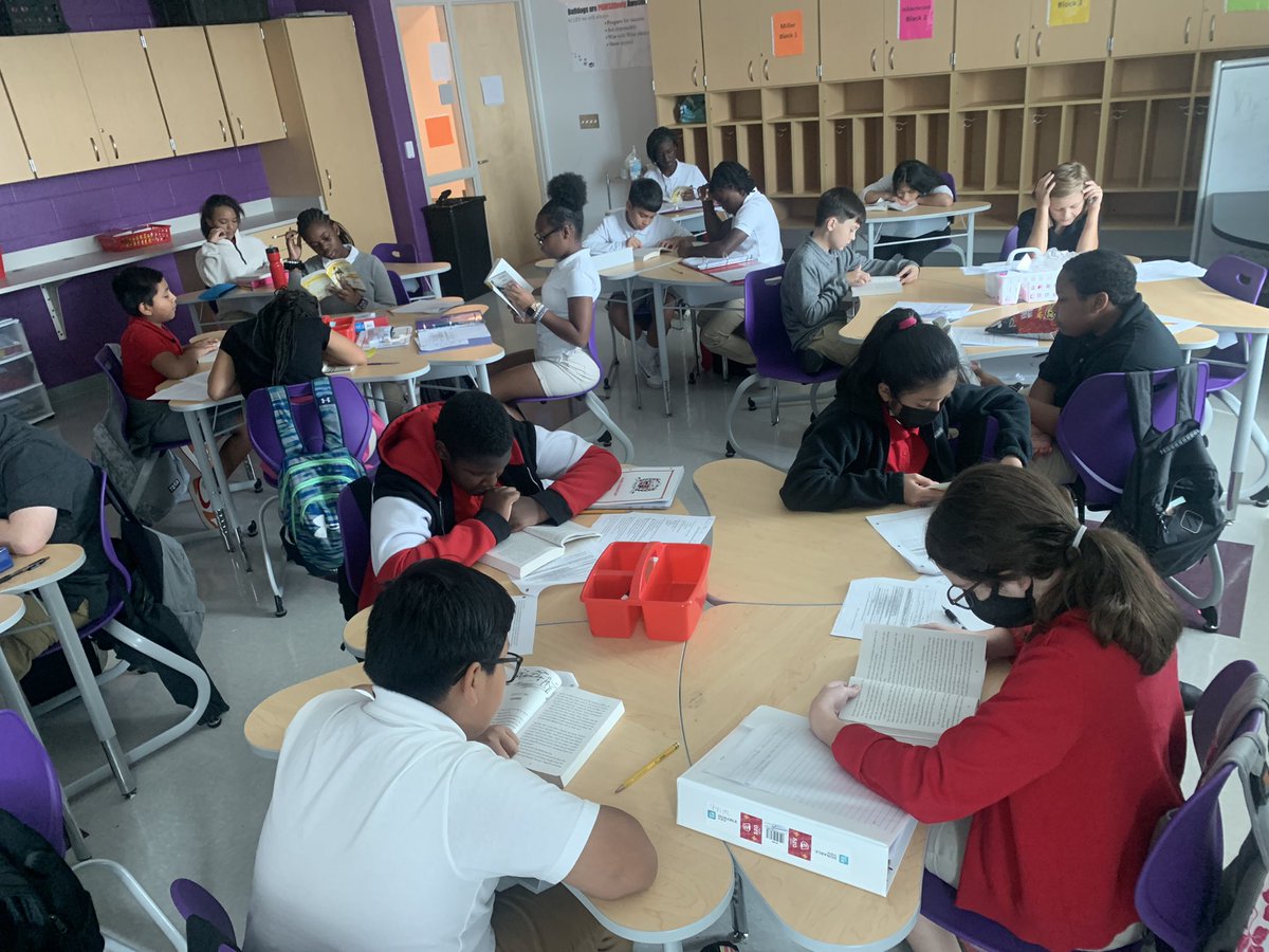 lovedaanielle's tweet photo. So proud of my kiddos diving into our novel study! I’ve never seen 6th graders work together so well. 💙 #blockfour #novelstudy https://t.co/jfy6Z5sIQV