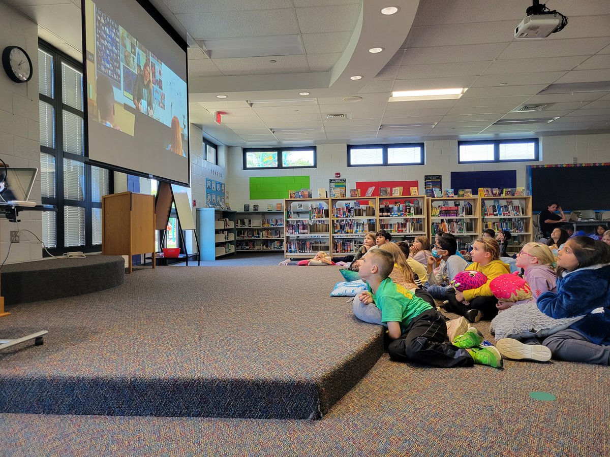 Griffin0515's tweet photo. Today we celebrated the book Wonder by watching the movie. https://t.co/SG6VE4mq3b