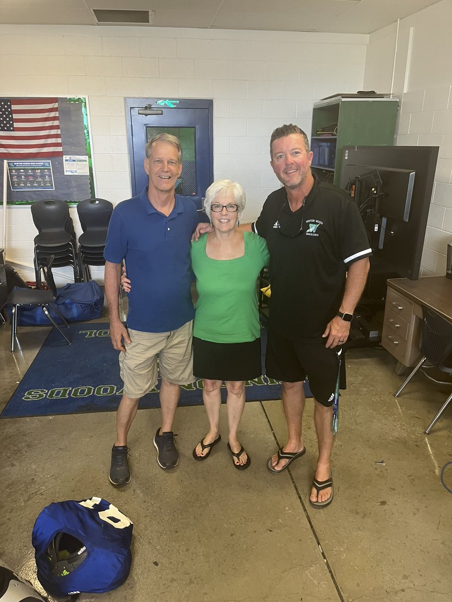 Winton_WoodsFB's tweet photo. Thanks to Bill & Marlene Speelman…PHENOMENAL human beings that we cannot thank enough for their giving to our kids & program!!! 🟦🟩🦾 #fuelfortheweek https://t.co/Ji7jeZzUis