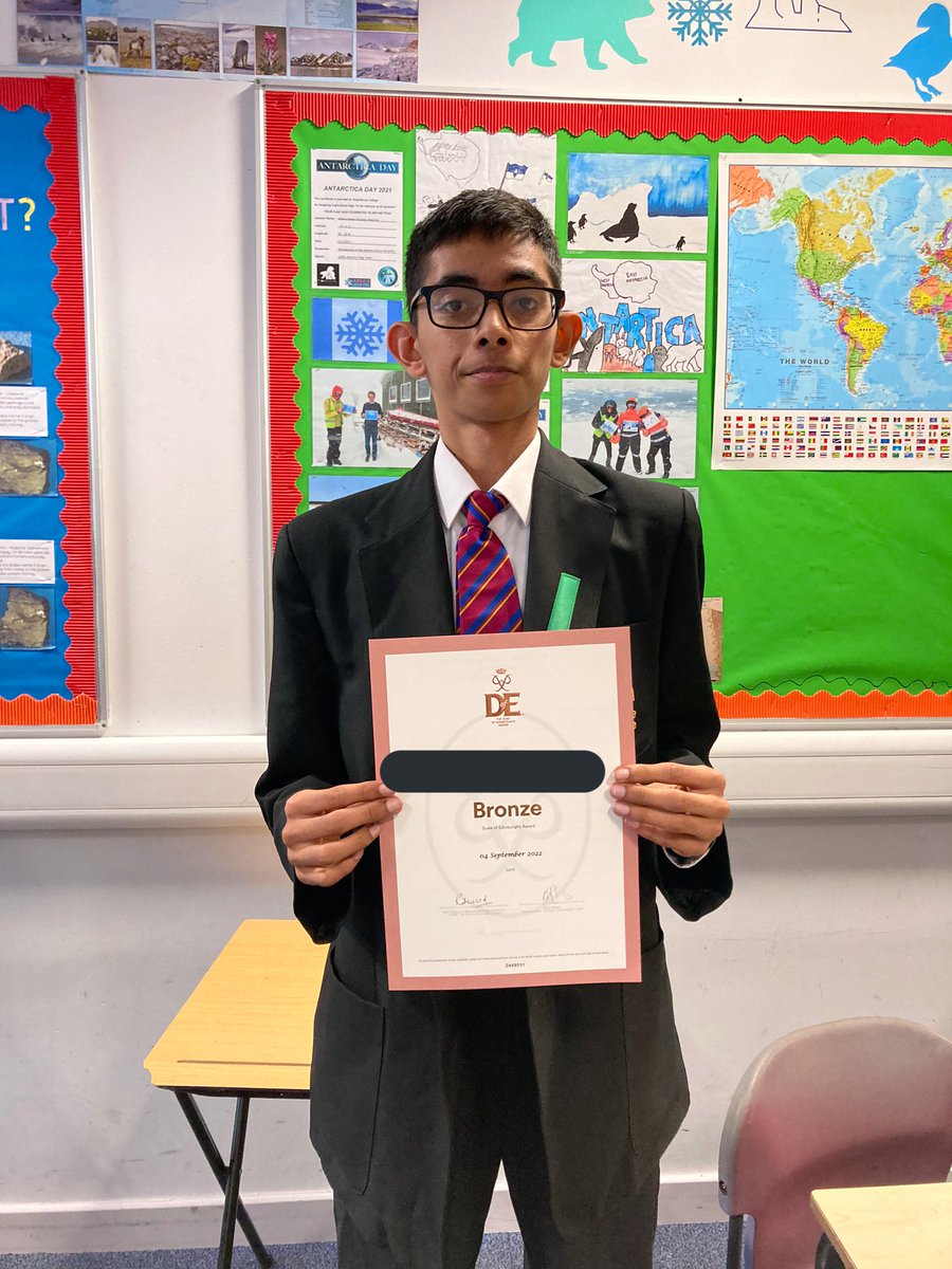 KC_DofE's tweet photo. Another bronze for one of our year 11 students! Well done :) such a great achievement! @KingsthorpeCo https://t.co/pEudQWtz3b