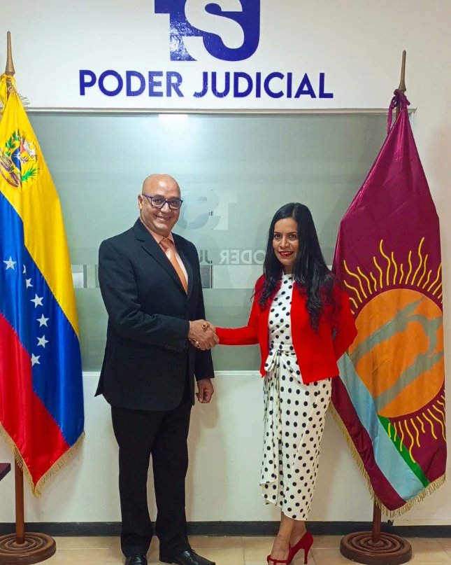 El Juez Rector y Juez Superior de la Circunscripción Judicial del Estado Carabobo Dr. Omar Alexis Montes Meza, juramento a la Dra. Adrina Alejandra Hernández como Juez del Juzgado Primero de Primera Instancia Agraria.
