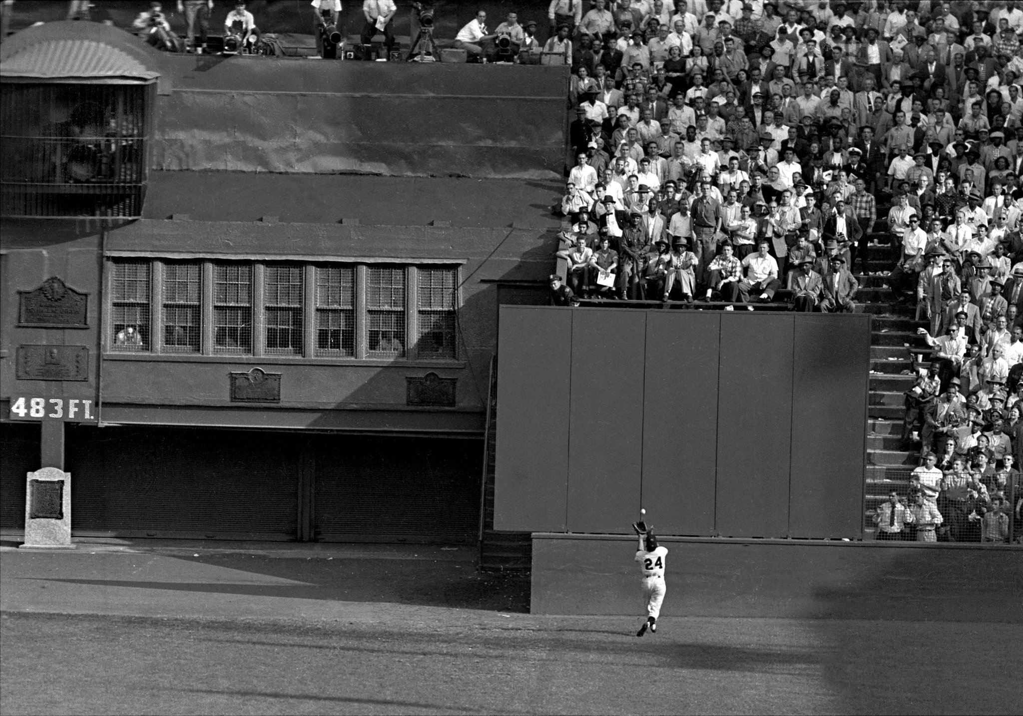 hbo-documentaries-on-twitter-68-years-ago-willie-mays-made-one-of