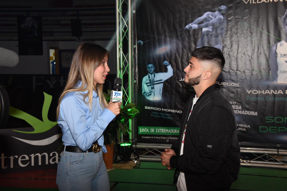 Empieza la Gala de los Premios Extremeños del Deporte 2020

⚽️🏀🏈⚾️🏋🏻‍♀️🥋🏓🤾🏻‍♀️🤸🏾‍♀️🚴🏻‍♀️ 

No te pierdas nada: m.youtube.com/watch?v=XLYgyK…