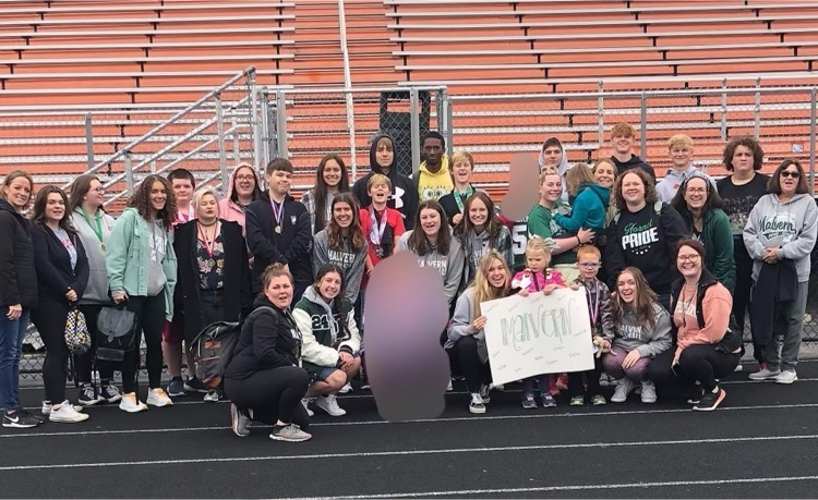 MrScott_Minerva's tweet photo. 🌟 It is a Great Day to be a Malvern Hornet! Several students and staff had the opportunity to participate in Champions Day at Marlington High School! Great Job to All! We are proud of you! #MalvernPride https://t.co/VsUdRfs89c