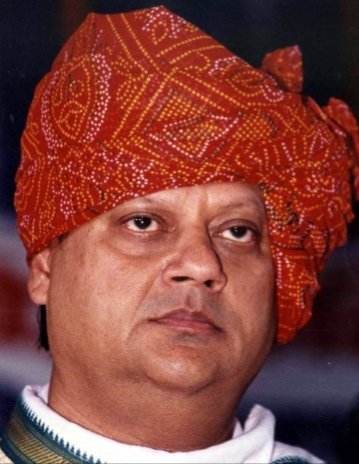 ग्वालियर चम्बल संभाग के गौरव, भारतीय राजनीति में उच्चादर्श और मानदंड स्थापित करने वाले, कैलाशवासी बड़े महाराज साहब की पुण्यतिथि पर कोटिश: नमन एवं भावपूर्ण श्रद्धांजलि। 
🙏💐🙏💐🙏💐🙏💐🙏💐🙏
<a href="/JM_Scindia/">Jyotiraditya M. Scindia</a> <a href="/Officejmscindia/">Office Of JM Scindia</a> <a href="/narendramodi/">Narendra Modi</a> <a href="/PMOIndia/">PMO India</a>