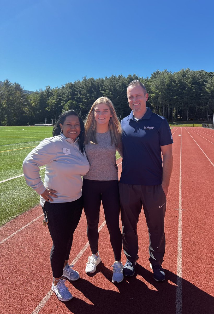 Very thankful for a wonderful visit at Montreat College. Huge thank you to <a href="/coacht2312/">Joshua Thompson</a> for giving me a chance to play ball at the next level!🏀 <a href="/MontreatWBB/">Montreat Women's Basketball</a>