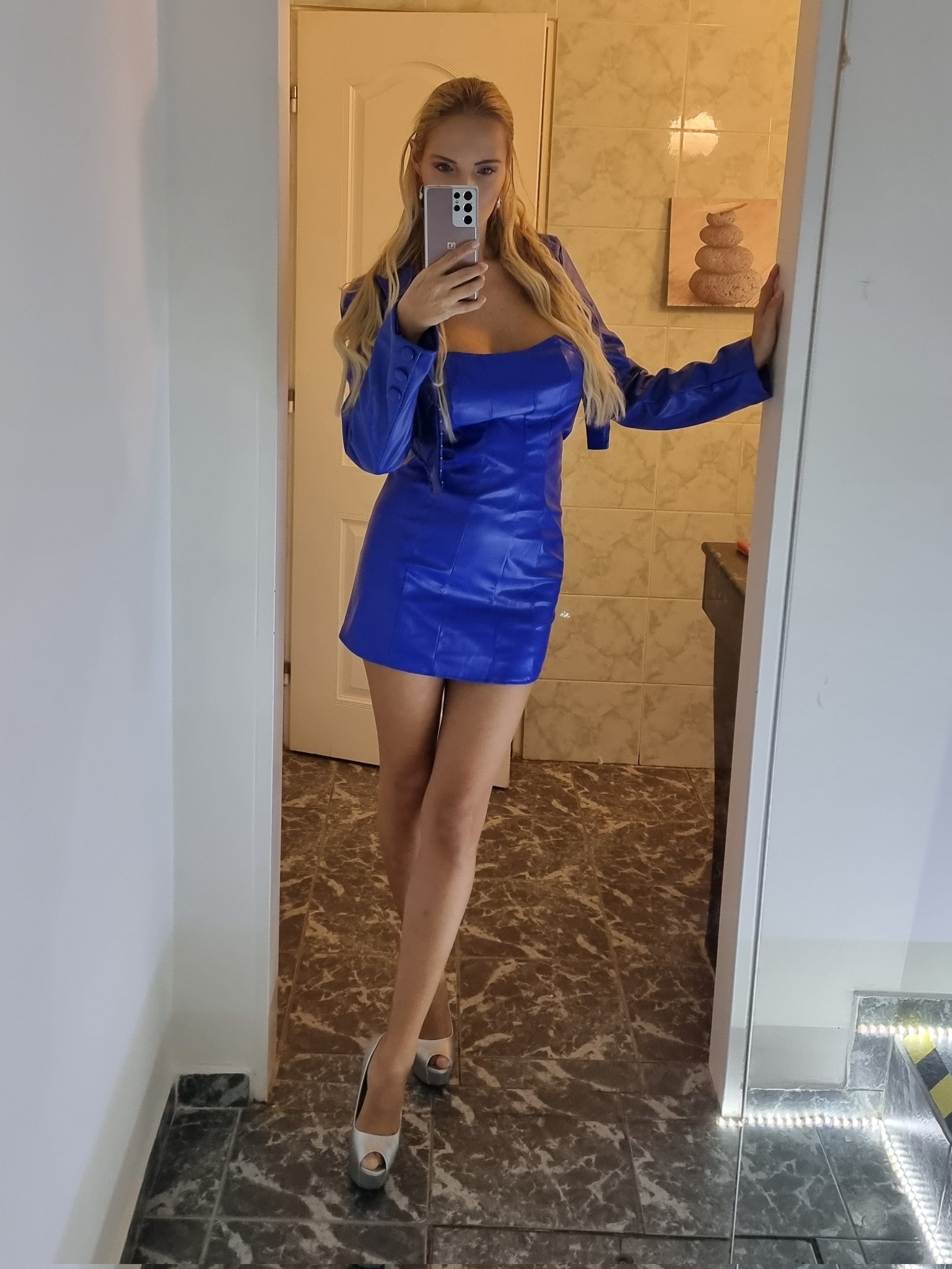 Tw Pornstars Florane Russell 🔞 Onlyfans Floranerussell Twitter Blue 6 28 Pm 29 Sep 2022