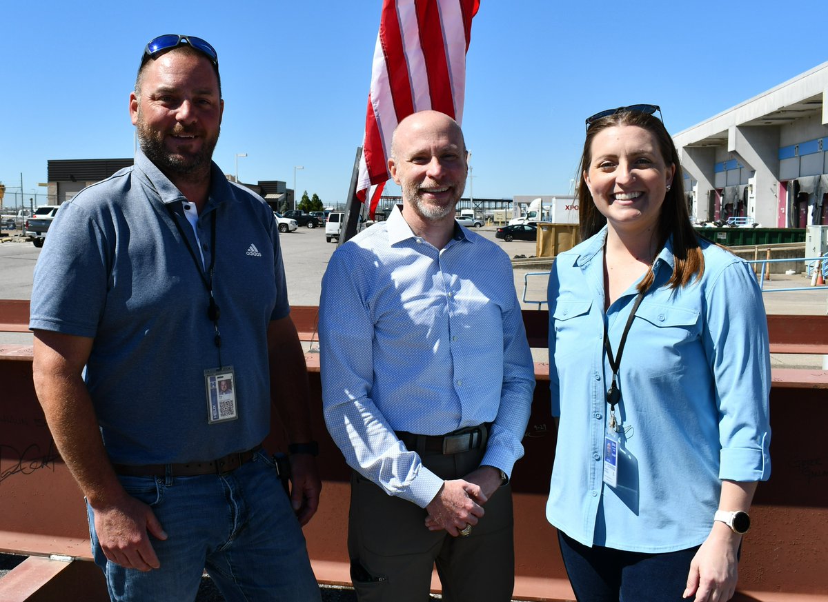 Fly_Nashville's tweet image. We continue to grow! Today, we celebrated the official topping out ceremony of our first satellite concourse to meet the demands of our unprecedented passenger growth. Thanks to @HolderConstruct and @CorganInc, and everyone working on this new project at BNA. #flynashville