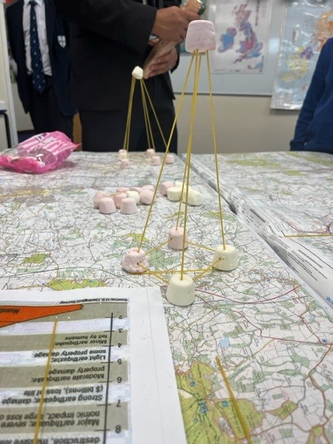 WhitgiftSchool1's tweet photo. The Geography Department has been building earthquake-proof structures and putting them to the test this evening!
#WhitgiftGeography #WhitgiftOpenEvening2022 https://t.co/Okgvm8dWfy