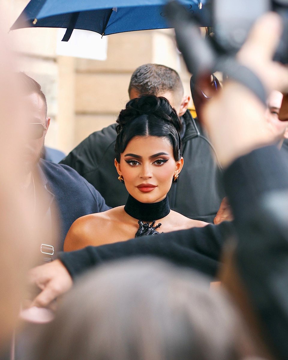 joaoalmeidac_'s tweet image. eu não acredito que fui eu que fiz essa foto @KylieJenner