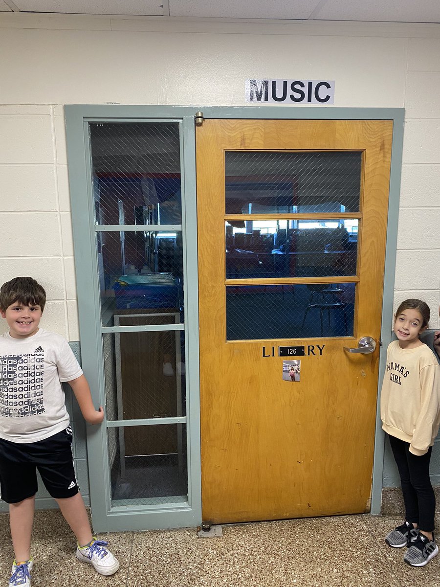 Mrs. Addesso & Mrs. Murphy (@addessomurphy) on Twitter photo Who knew learning arrays could be so fun!? We took learning through the school today 👍🏼 we made our class into different arrays and then searched around our building for more! <a href="/MtView07836/">Mountain View School</a> <a href="/JOlsyn1109/">Jennifer Olsyn</a> <a href="/ZywickiR/">Dr. Robert R. Zywicki</a> <a href="/MrsRogoffMtView/">Christine Rogoff</a> Who knew learning arrays could be so fun!? We took learning through the school today 👍🏼 we made our class into different arrays and then searched around our building for more! <a href="/MtView07836/">Mountain View School</a> <a href="/JOlsyn1109/">Jennifer Olsyn</a> <a href="/ZywickiR/">Dr. Robert R. Zywicki</a> <a href="/MrsRogoffMtView/">Christine Rogoff</a>