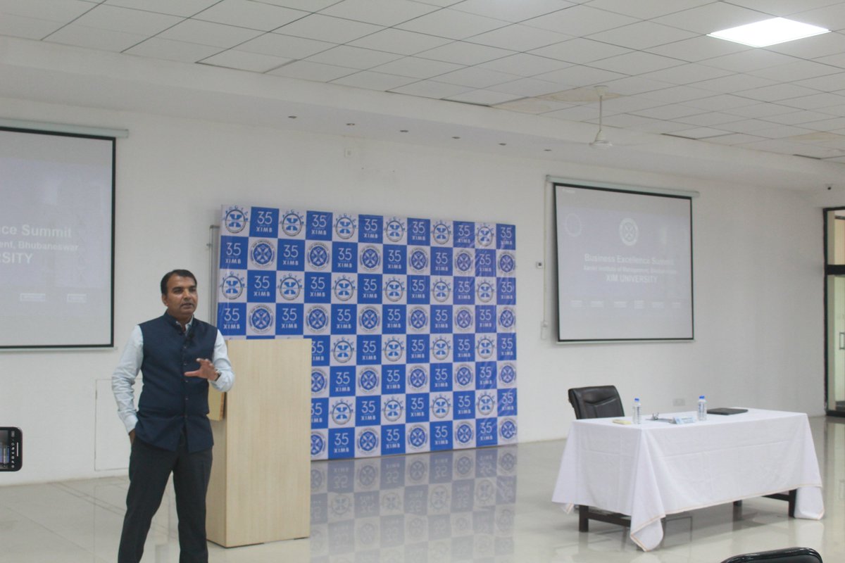 ximb_official's tweet photo. Mr. Debendra Narayan Kar, The Chief Commissioner Officer of Chennai, IRS, gave a speech on the topic, "Business 5.0 with Rights and Responsibilities". He cited the significance of personal social responsibility and the positive changes it can bring.
#XIM #BES2022 #35YearsofXIM https://t.co/WywZYpYU3m