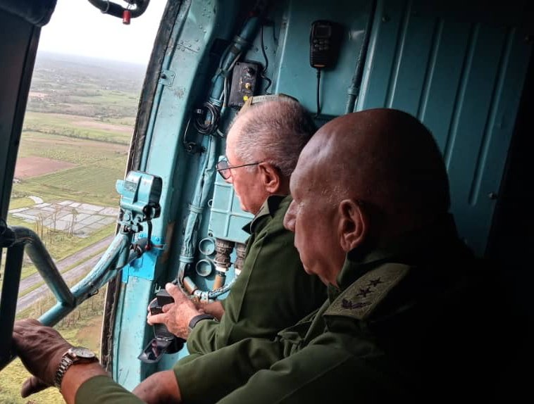 FAR Cuba se conmueve con los afectados por el huracán Ian, aprecia la situación y sus combatientes se despliegan para apoyar la recuperación.
#FarCuba #FuerzaPinar