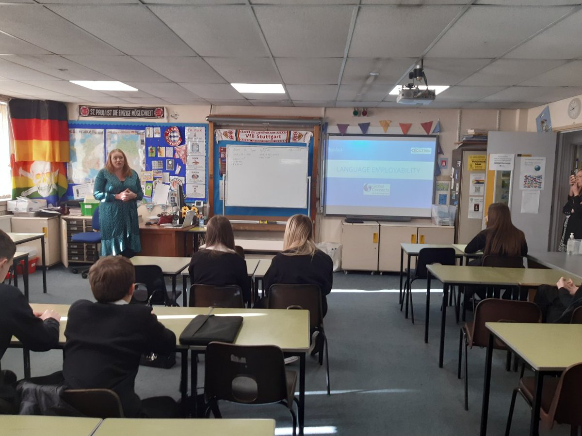 beeslack_mfl's tweet photo. Fantastic visit this week from Fiona Woodford @globalconnects telling us about translation and interpreting and the benefits of languages.#dywBeeslack #sciltlanguageemployabilityaward https://t.co/J8yX5g5vFN