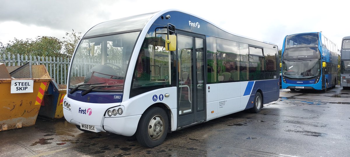 sijamescoates's tweet image. And then there was two. 53863 WK68 BSX repatriated with us after a short stint in Scotland. #CornwallbyKernow #Optare #Solo #OptareSolo