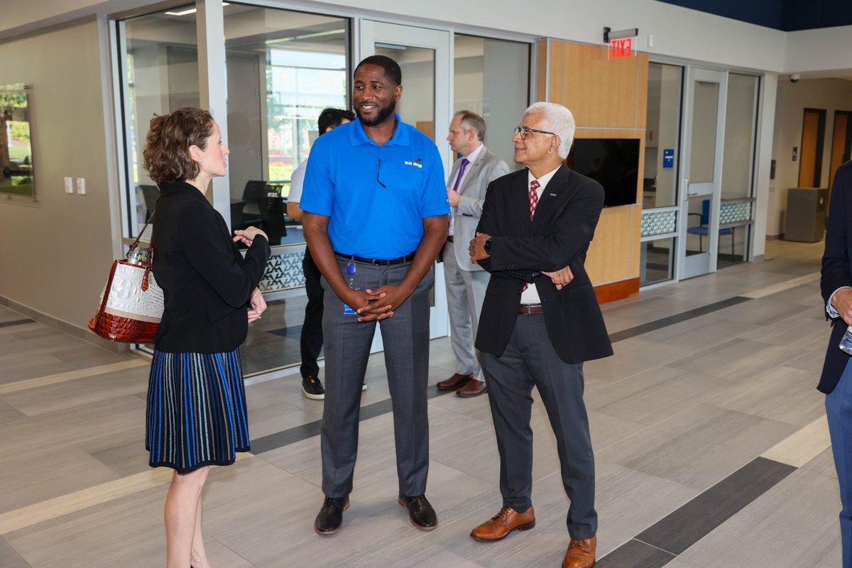 We are celebrating @BlueOrigin for their gift to support UAH student organizations, engineering clubs, Engineering Technology, and the Makerspace Lab in the M. Louis Salmon Library. Thank you! #BlueOrigin #FortheBenefitofEarth