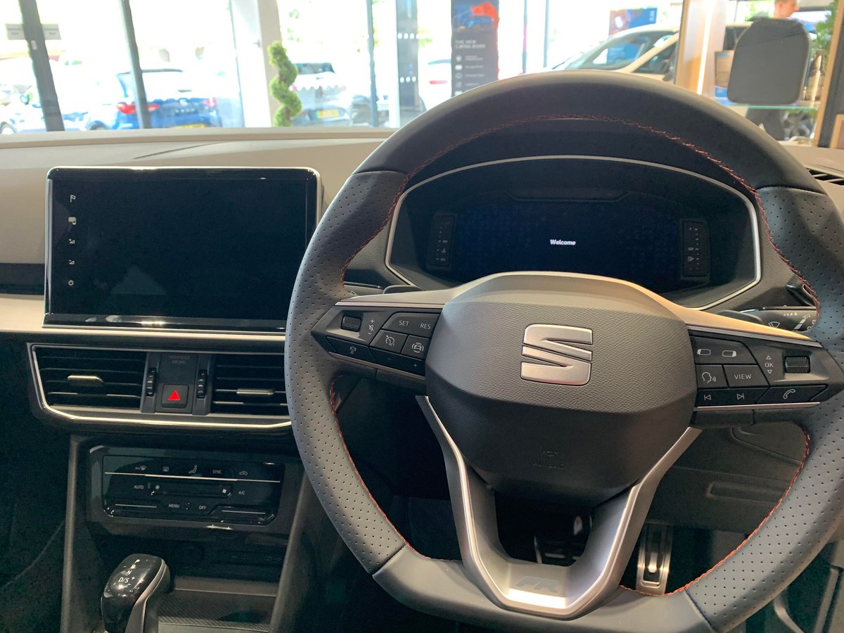 SnowsSEAT's tweet photo. Did you know that the striking #SEATtarraco has won the @AutoExpress 'Best Large SUV of the Year' award not once, but three times in a row!

Discover the Tarraco today: https://t.co/cRPFQL4QZT https://t.co/BVLUYR5n15