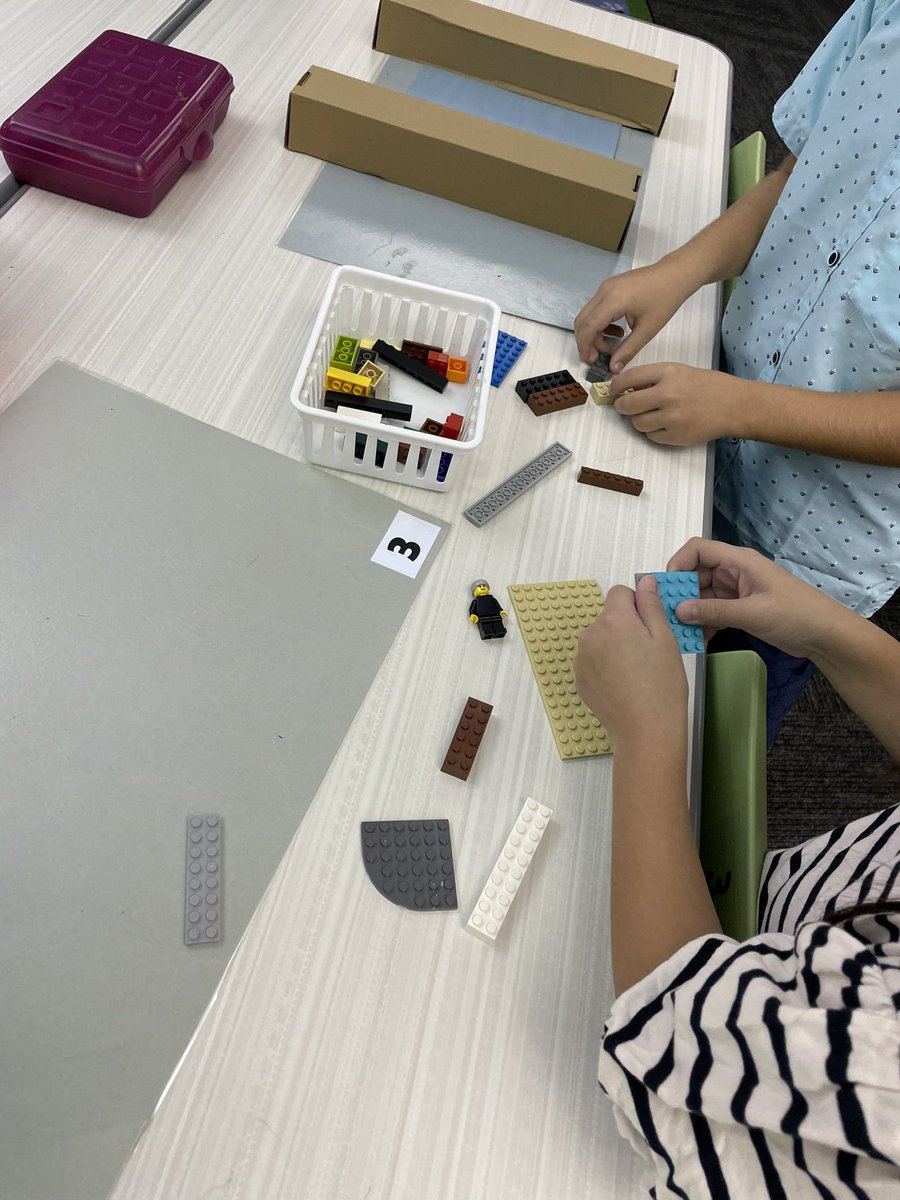 sbutleross's tweet photo. Lego building bridge challenge inspired after reading Iggy Peck Architect @andreabeaty @ParkGlenES @KellerISD #kellerlibraries @KellerLibraries https://t.co/AFxYYqq6av