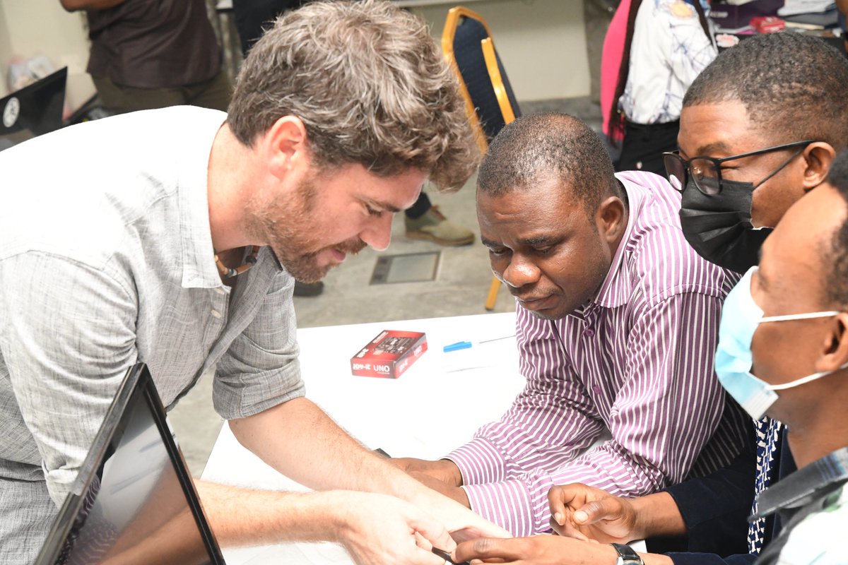 WACCBIP_UG's tweet photo. The Bio-Imaging West Africa Training Workshop, organised by WAMBIAN and with funding support from the Back to the Roots Programme, continues. 
@UnivofGh @OpenFlexure @MDC_Berlin @TReNDinAfrica https://t.co/z9ZXyuF7nQ