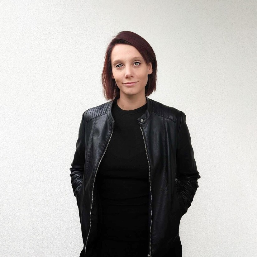 kresszwitscher (@kresszwitscher) on Twitter photo Der Audiomarkt wird immer wichtiger: Tagesspiegel macht Eva Köhler zur Head of Audio: kress.de/news/detail/be… #Medien #Journalismus #Führungskräfte #Publishing <a href="/KoehlerEva/">Eva Köhler</a> <a href="/Tagesspiegel/">Tagesspiegel</a> <a href="/LorenzMaroldt/">Lorenz Maroldt</a> <a href="/ctretbar/">Christian Tretbar</a> Der Audiomarkt wird immer wichtiger: Tagesspiegel macht Eva Köhler zur Head of Audio: kress.de/news/detail/be… #Medien #Journalismus #Führungskräfte #Publishing <a href="/KoehlerEva/">Eva Köhler</a> <a href="/Tagesspiegel/">Tagesspiegel</a> <a href="/LorenzMaroldt/">Lorenz Maroldt</a> <a href="/ctretbar/">Christian Tretbar</a>