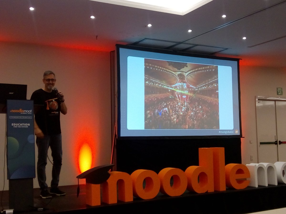 Amazing how well @Moodler describes the shared feeling from yesterday's party: was it real or a collective hallucination?
It was like being in a movie where James Bond lands in a dressed-up party and loses track of his target. Fantastic #MoodleGlobal22 !