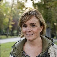 entamarast's tweet photo. Mañana, a las 18 h, iniciamos la Escuela La Seronda, en The Burlesque Club (Uviéu). 

"Malestamos: por un sistema que no nos enferme", con @javierpadillab, médico y diputado; José Antonio Llosa, doctor en Educación y Psicología y @TomeCova, médico y vicepresidenta de #Entamar https://t.co/sXhqOjpeD1