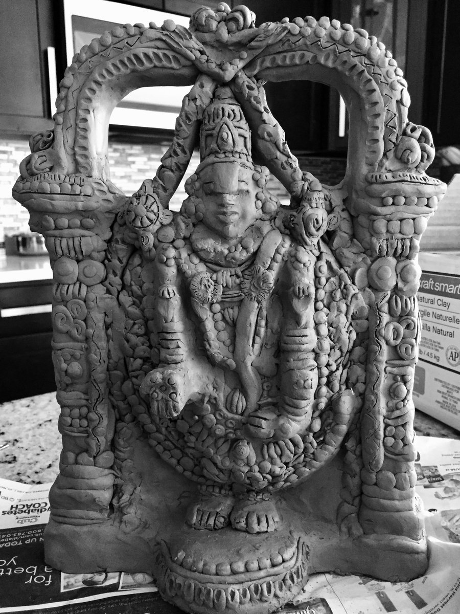 leksarts's tweet photo. GM #NFTCommunity, it’s been long time. It’s a Festive season in our tradition, 💚It’s Navaratri that we celebrate for Nine nights ( Dusshera, Colorful dolls, made out of clay arranged in steps, out of my interest, ���I made most of the dolls with terracotta clay. Love to share💕 https://t.co/jj9xkViUHk