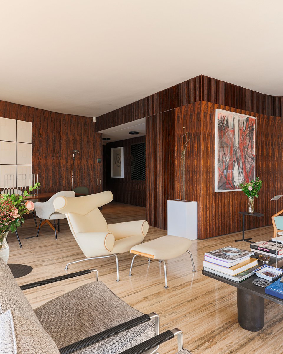 DottaImmobilier's tweet photo. FOR SALE – PANORAMA - Enjoy a signature view over the port, the famous Rock of Monaco, and the Formula 1 track from this Master 5 room apartment. 

 #luxuryrealestate #monacorealestate #dottaimmobilier https://t.co/uNpbseAKam