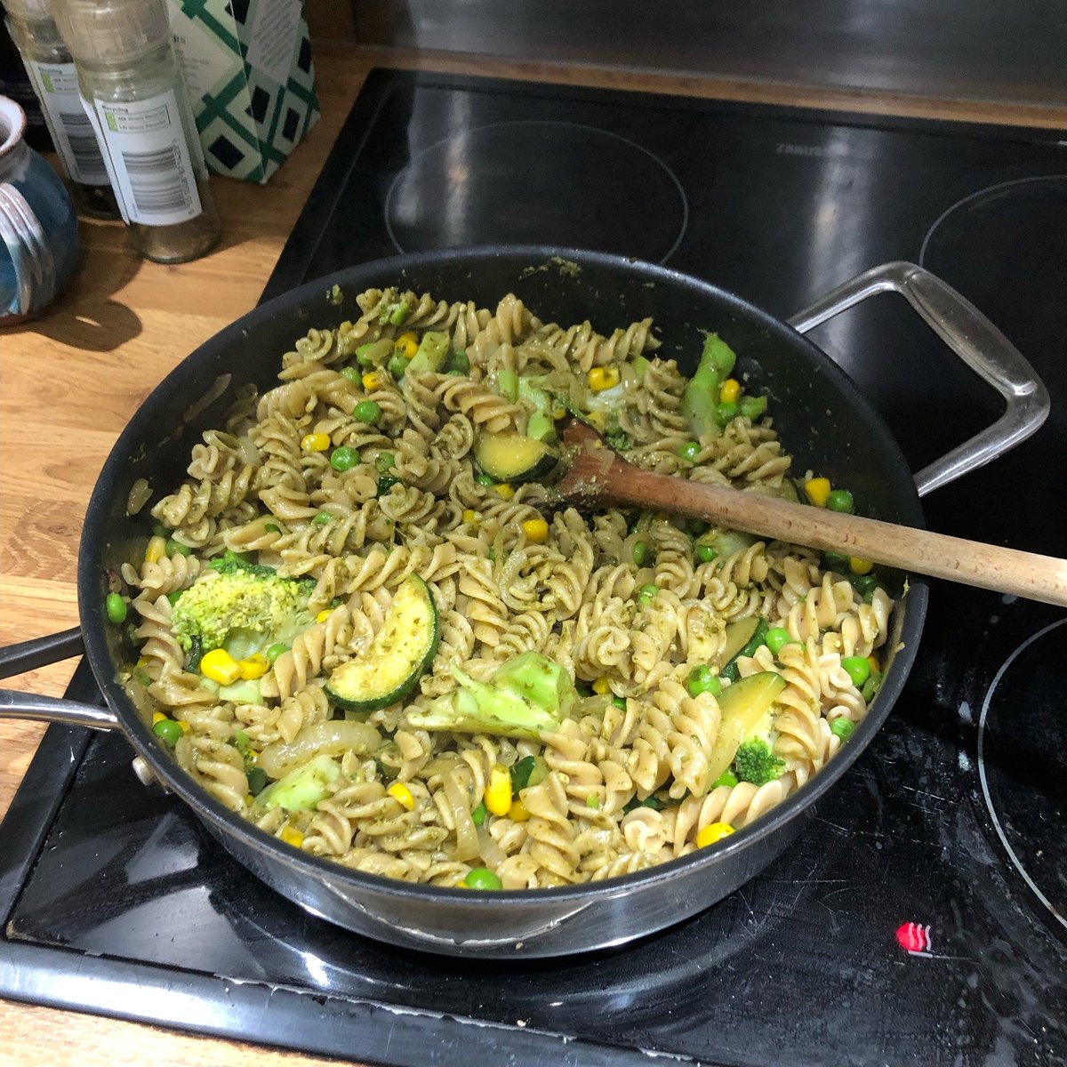 FoodSavvySfk's tweet photo. What's for dinner tonight? Pesto pasta is a fab choice for a quick, easy meal as well as a great way to use up those leftover bits of veg you might have in the fridge. 
For more #FoodSavvy recipe inspiration, head to our website: https://t.co/065p315RLC 
#BackToSavvy https://t.co/kSXqvf4fUM