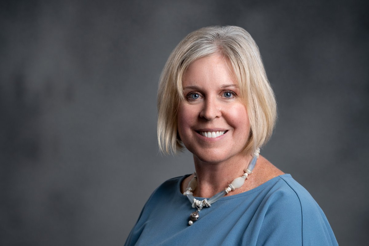 yrblanc's tweet photo. Don’t be scared to present the real you to the world, authenticity is at the heart of success.

UNKNOWN

#brand #branding #brandingphotographer #brandingphotography #executiveportraitphotographer #executive #corporatephotographer #corporatephotography #employeeheadshotphotog https://t.co/WVDBW9Gyfy