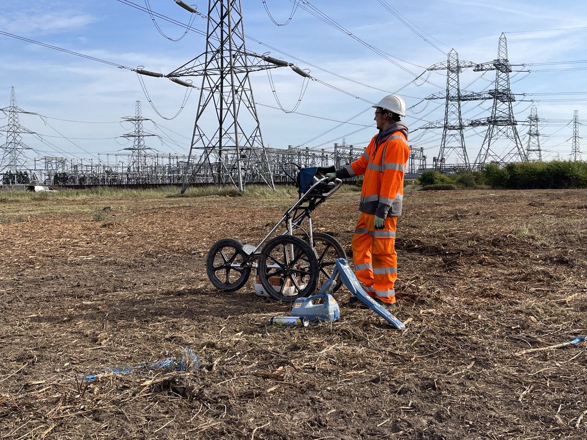 CentaraMaps's tweet photo. Join a growing team, Utility Surveyors and Geomatic Surveyors needed in the the North of England. 
#Surveyors #PAS128 #Mapping #Surveying https://t.co/zf7LaW780H