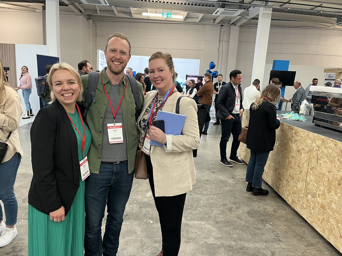 MalinMnnikk's tweet photo. @LegaldesignFI More #Brainfactory people - incredible @Nicola_Shaver 🤩 https://t.co/PQ9PT7cOno