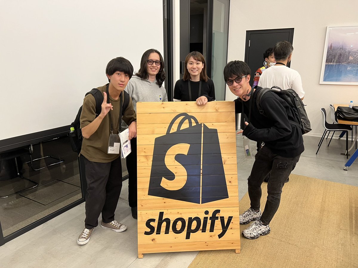 falcon_0119's tweet photo. Shopifyアプリ祭りお邪魔しました!
来年は出店側になりたい
次は皆さまメルボルンで🇦🇺🐨
#shopifyappjp #shopify https://t.co/C3r5ApITiC