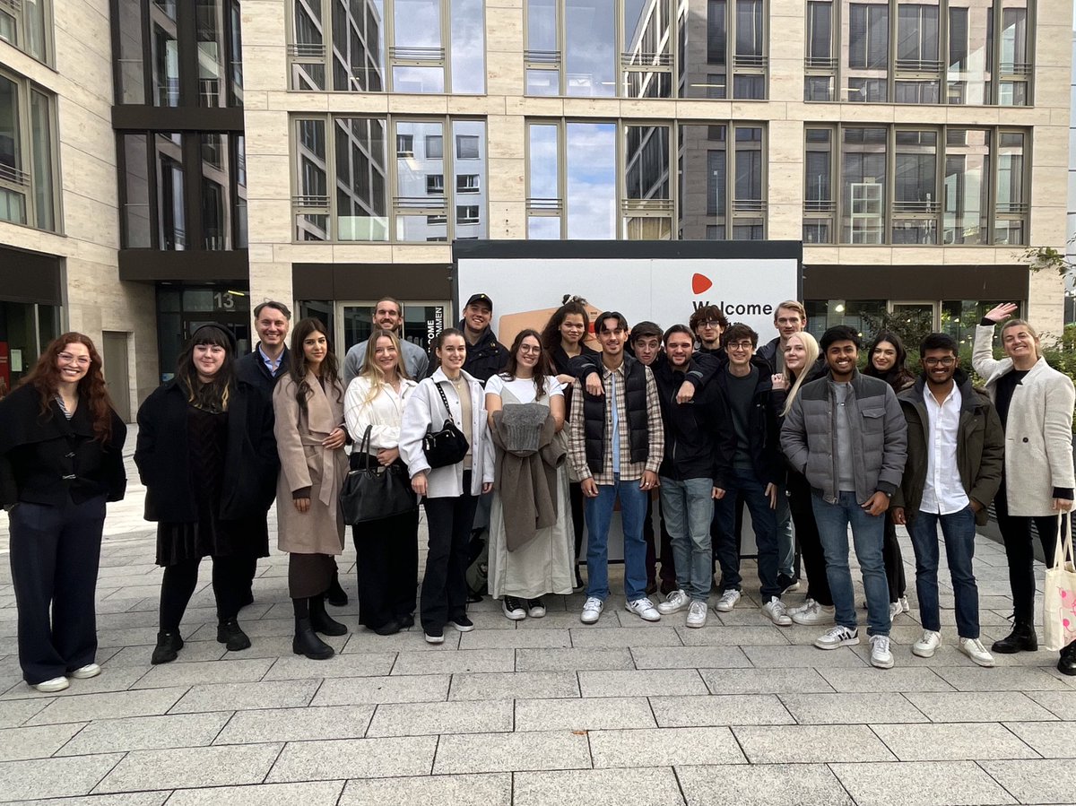 At <a href="/Zalando/">Zalando</a>, learning more about #datadriven ways to predict/create the #fashion future! Thanks so much <a href="/JefferyLovejoy1/">Jeffery Lovejoy</a> and team for hosting us! Special thanks to <a href="/HandelshoyskBI/">Handelshøyskolen BI</a> alumni Per-Kristian Granly for sharing your insights from working at #zalando!