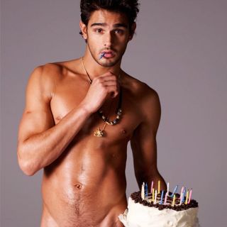 timothylmart10's tweet photo. @tallentennant HAPPY BIRTHDAY! but shouldnt you be in your birthday suit? https://t.co/pyzStjl1wk
