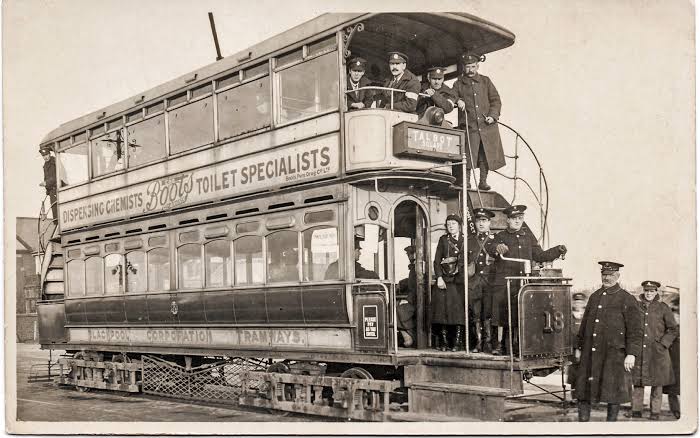 sayan_dey's tweet photo. #ThisDayInHistory Post 795:

29 September 1885 (137 years ago): The first practical public electric tramway in the world was opened in Blackpool, England.

[1]

#History #OnThisDay #OTD #ElectricTramway #Tramway #ElectricTram #Tram #Blackpool https://t.co/UTh7ASBDk9